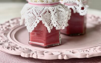 Rosa sockerfritt äppelmos